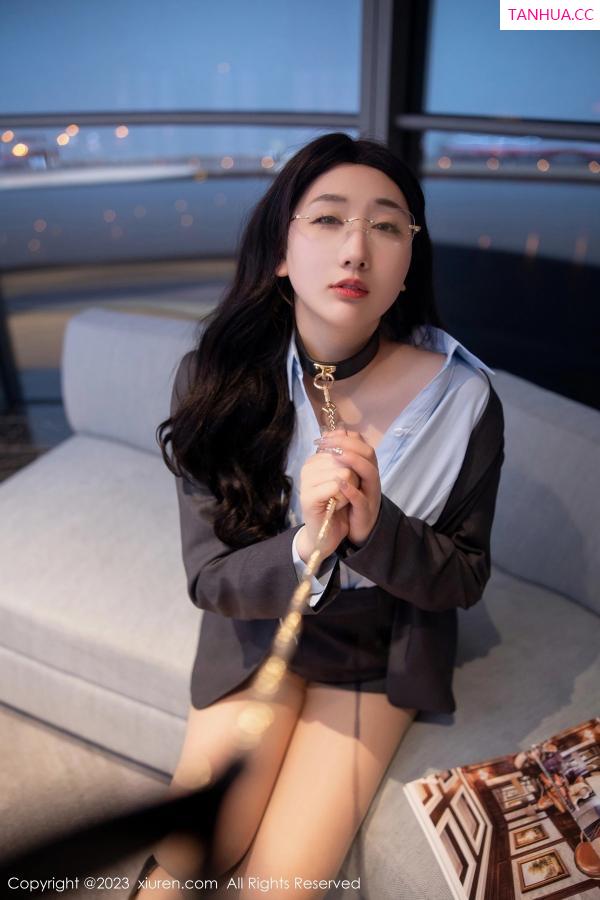 江真真  [XiuRen]高清写真图 2023.04.20 No.6607 江真真 丝袜制服第26张图片
